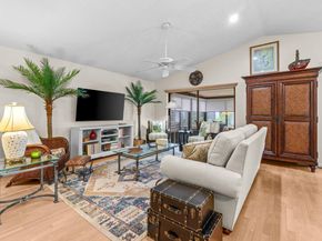 77 Ironwood Way N, Palm Beach Gardens FL 33418