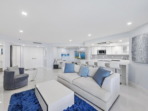 5200 N Ocean Drive 203, Singer Island FL 33404