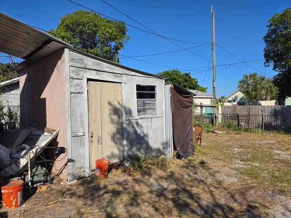 806 S B Street, Lake Worth Beach FL 33460