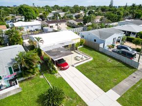5264 NE 3rd Ter, Fort Lauderdale FL 33334
