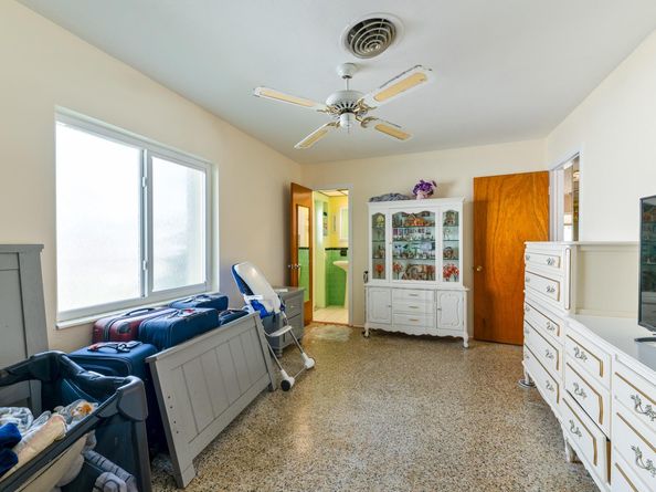 5264 NE 3rd Ter, Fort Lauderdale FL 33334