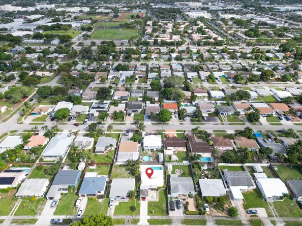 5264 NE 3rd Ter, Fort Lauderdale FL 33334