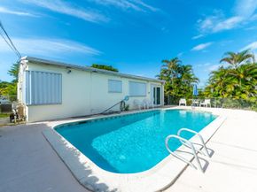 5264 NE 3rd Ter, Fort Lauderdale FL 33334