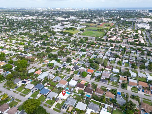 5264 NE 3rd Ter, Fort Lauderdale FL 33334