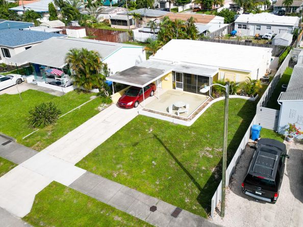 5264 NE 3rd Ter, Fort Lauderdale FL 33334