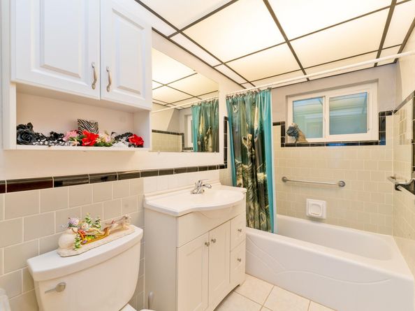 5264 NE 3rd Ter, Fort Lauderdale FL 33334