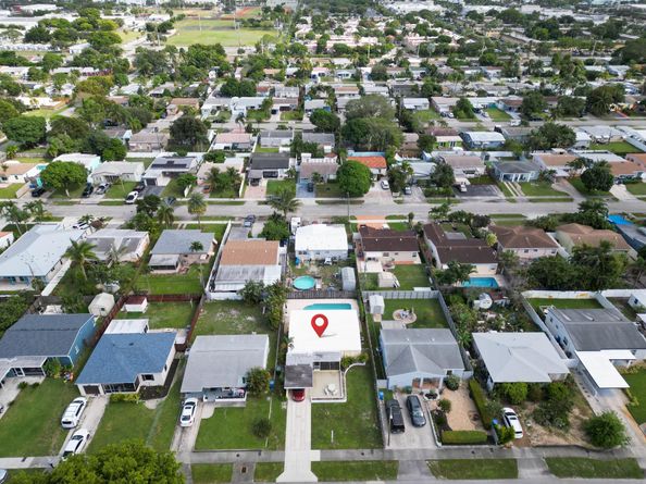 5264 NE 3rd Ter, Fort Lauderdale FL 33334
