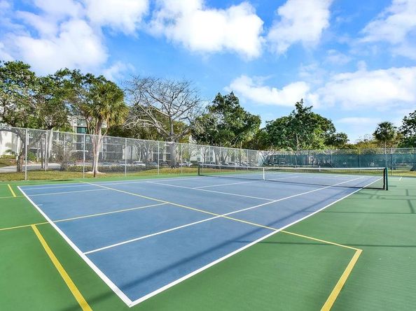 1301 River Reach Dr 308, Fort Lauderdale FL 33315