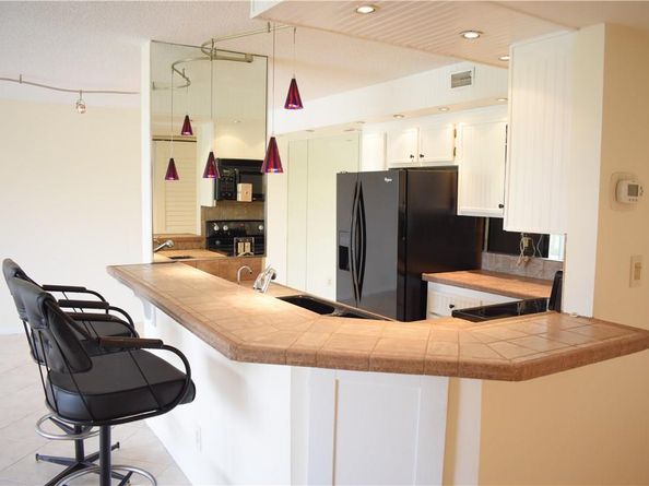 1301 River Reach Dr 308, Fort Lauderdale FL 33315