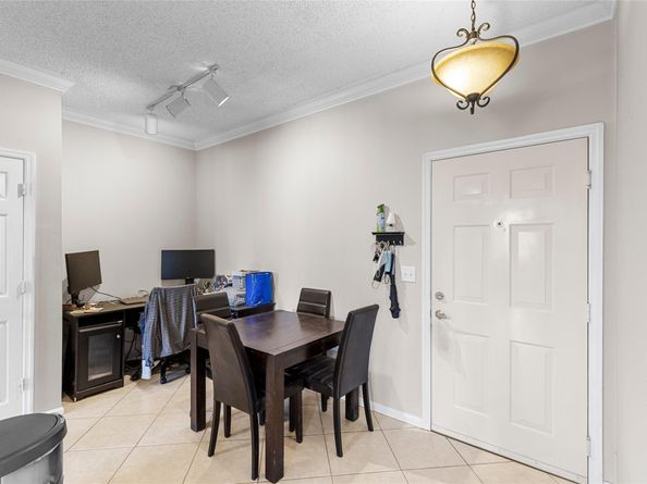 533 NE 3rd Ave 243, Fort Lauderdale FL 33301