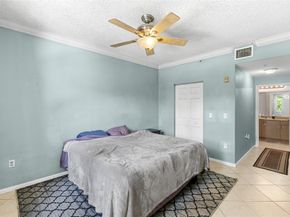 533 NE 3rd Ave 243, Fort Lauderdale FL 33301