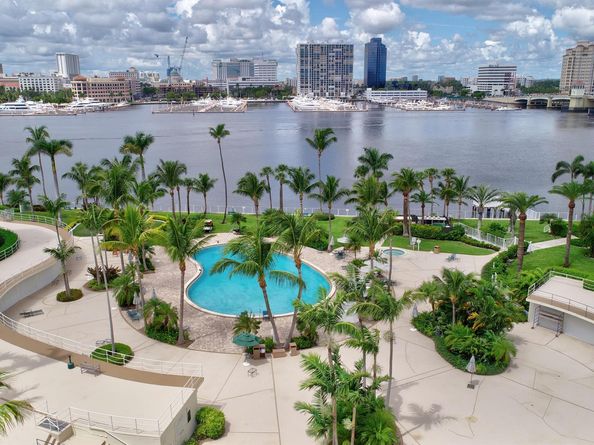 44 Cocoanut Row 315a/316a, Palm Beach FL 33480