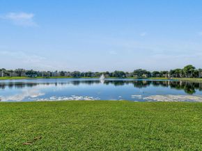 5160 Las Verdes Circle 314, Delray Beach FL 33484