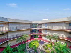 5160 Las Verdes Circle 314, Delray Beach FL 33484