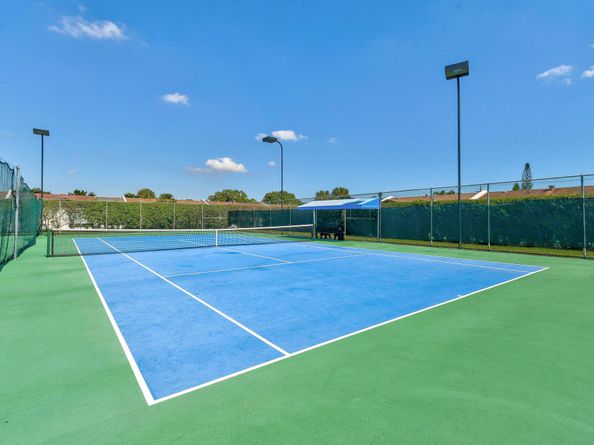 5160 Las Verdes Circle 314, Delray Beach FL 33484