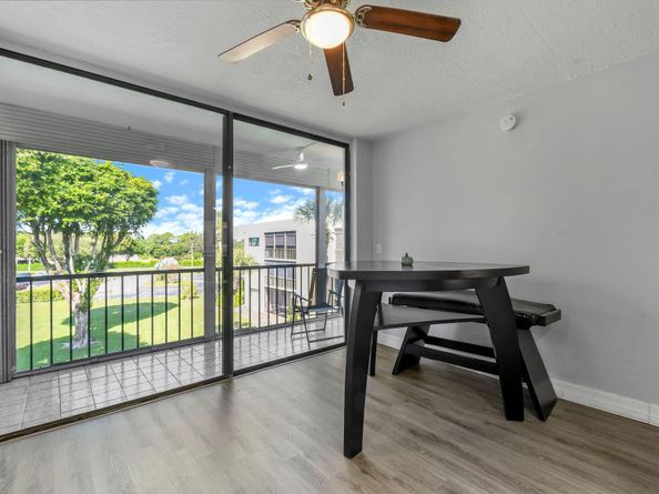 5160 Las Verdes Circle 314, Delray Beach FL 33484