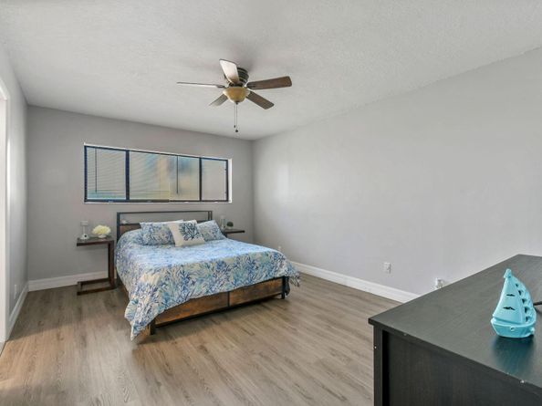 5160 Las Verdes Circle 314, Delray Beach FL 33484