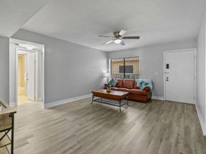 5160 Las Verdes Circle 314, Delray Beach FL 33484