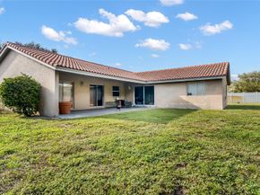 2881 NW 98th Way, Coral Springs FL 33065