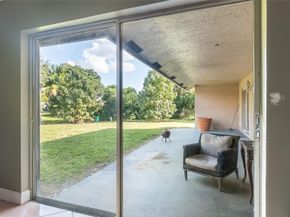 2881 NW 98th Way, Coral Springs FL 33065