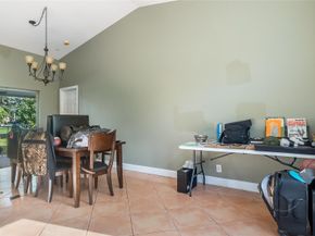 2881 NW 98th Way, Coral Springs FL 33065