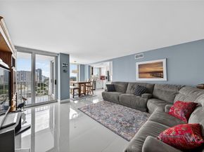 1010 S Ocean Blvd LPH7, Pompano Beach FL 33062