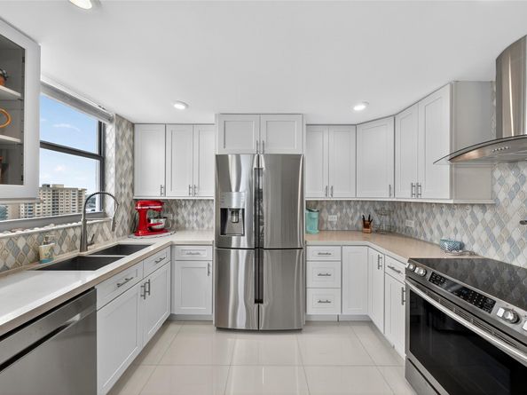 1010 S Ocean Blvd LPH7, Pompano Beach FL 33062