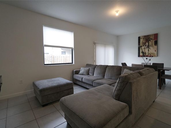 23010 SW 128th Pl 23010, Miami FL 33170