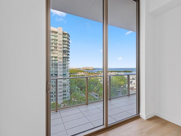 2655 S Bayshore Drive 902, Miami FL 33133