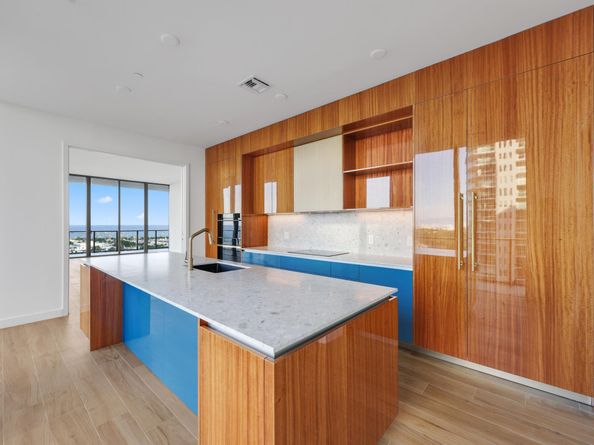 2655 S Bayshore Drive 902, Miami FL 33133