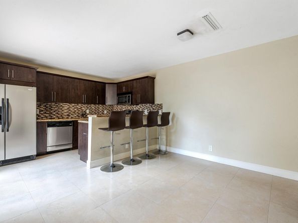 2471 Waterside Drive, Lake Worth FL 33461