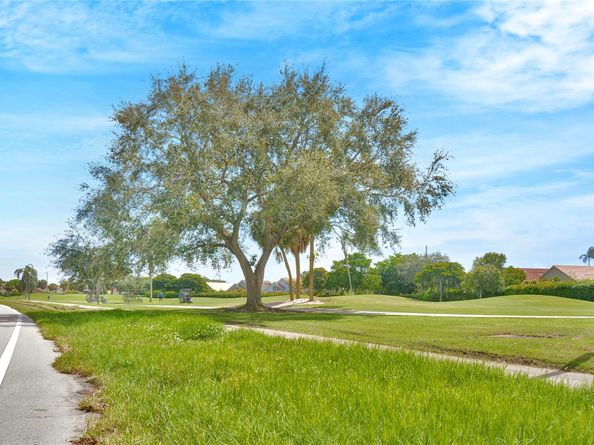 6135 Bay Isles Dr, Boynton Beach FL 33437