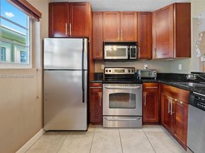 8345 Byron Avenue 6, Miami Beach FL 33141