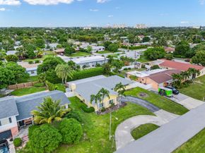 319 SW 11th Avenue, Boynton Beach FL 33435