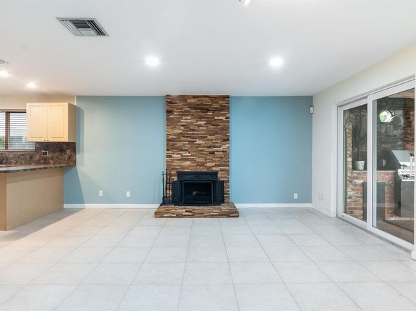 319 SW 11th Avenue, Boynton Beach FL 33435