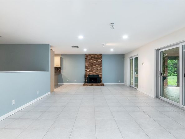 319 SW 11th Avenue, Boynton Beach FL 33435