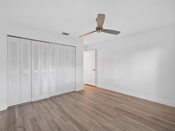 2003 SW 17th Street, Boynton Beach FL 33426