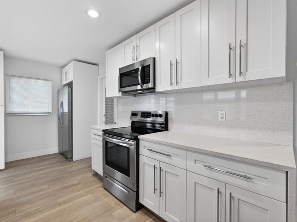 2003 SW 17th Street, Boynton Beach FL 33426