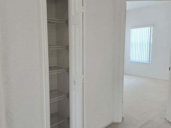 10589 NW 56th Pl, Coral Springs FL 33076