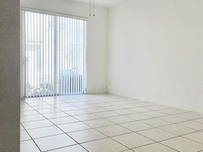 10589 NW 56th Pl, Coral Springs FL 33076