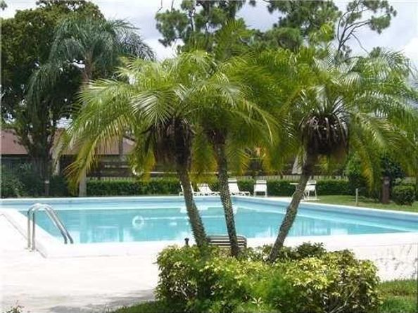 320 Elmira Court, Royal Palm Beach FL 33411