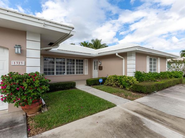 1323 Sugar Plum Drive, Boca Raton FL 33486