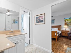 3150 Holiday Springs Blvd 308, Margate FL 33063