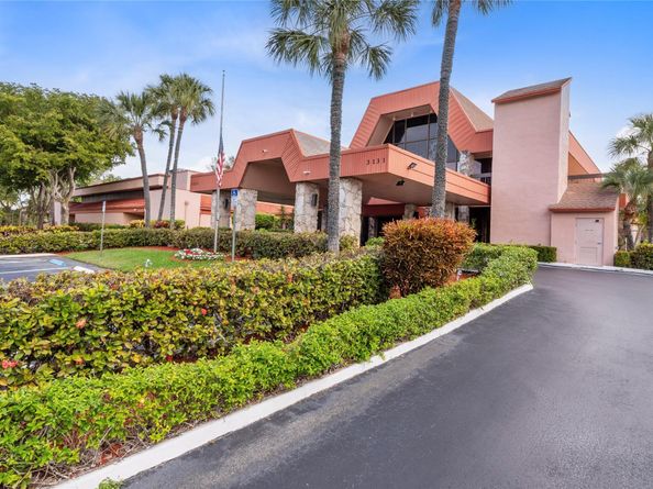 3150 Holiday Springs Blvd 308, Margate FL 33063