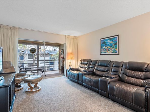 3150 Holiday Springs Blvd 308, Margate FL 33063