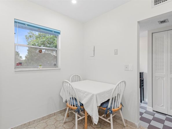 3150 Holiday Springs Blvd 308, Margate FL 33063