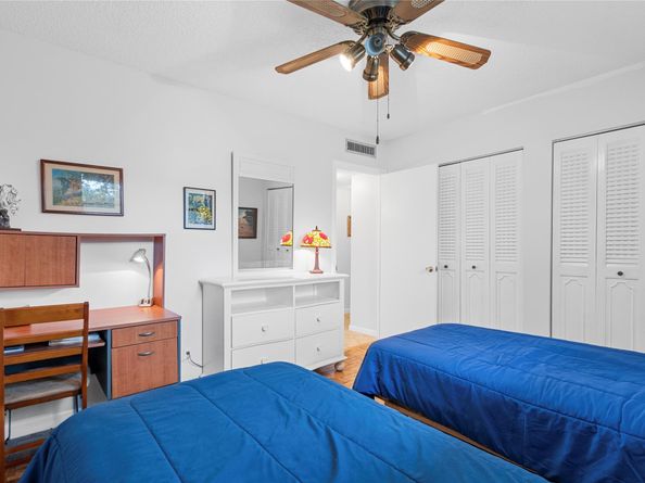 3150 Holiday Springs Blvd 308, Margate FL 33063