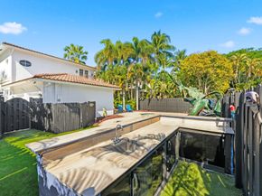 400 NE 8th Ave, Fort Lauderdale FL 33301