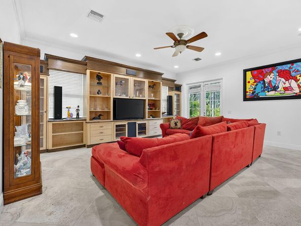 400 NE 8th Ave, Fort Lauderdale FL 33301