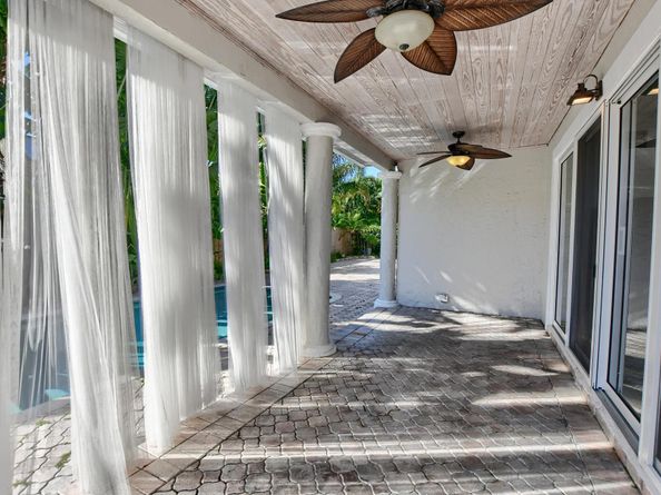 23352 Lago Mar Circle, Boca Raton FL 33433